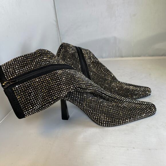 Steve Madden Women's Vakay Fashion Boot 6 - Picture 1 of 3